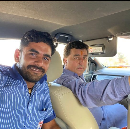 K K VISHNOI (@kkvishnoi) on Twitter photo युवा दिलों की धड़कन , अजीज , ऊर्जावान , भाजपा के दबंग कार्यकर्ता , आडेल मंडल संयोजक बड़े भाई साहब <a href="/Lalaramband/">लाला राम खिलेरी बांड</a> को जन्मदिवस की बहुत बहुत शुभकामनाएं एवं बधाईयां
आपके उत्तम स्वास्थ्य और दीर्घायु की कामना करता हूं 🎊👑
#HappyBirthday <a href="/BJP4Rajasthan/">BJP Rajasthan</a> युवा दिलों की धड़कन , अजीज , ऊर्जावान , भाजपा के दबंग कार्यकर्ता , आडेल मंडल संयोजक बड़े भाई साहब <a href="/Lalaramband/">लाला राम खिलेरी बांड</a> को जन्मदिवस की बहुत बहुत शुभकामनाएं एवं बधाईयां
आपके उत्तम स्वास्थ्य और दीर्घायु की कामना करता हूं 🎊👑
#HappyBirthday <a href="/BJP4Rajasthan/">BJP Rajasthan</a>