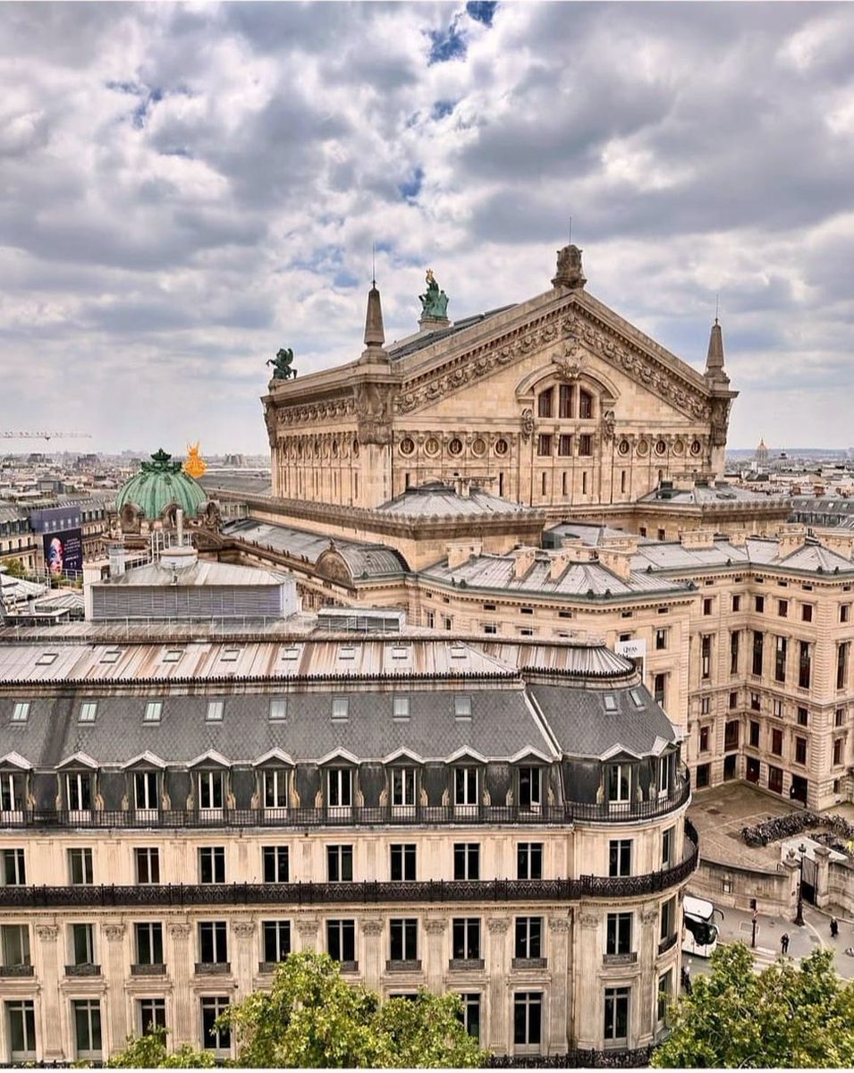 Paris France  ⛵️🚂🚟