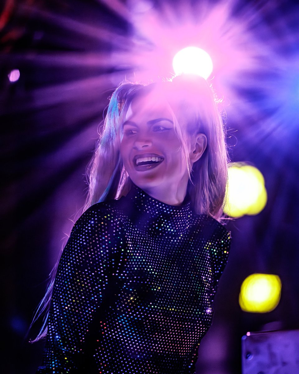 Fancy seeing you here, <a href="/haylasings/">HAYLASINGS</a>