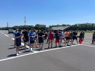 1log_nerima's tweet image. 第1整備大隊本部付隊です。
6月に入り怒涛の訓練ラッシュを迎えています。射撃、格闘、持続走5kmと凝縮された2週間。親子ほど年齢差のある同僚とともに日々の訓練に奮闘しています。
#自衛隊 #訓練 #射撃 #格闘 #ファイティングガールズ #紫陽花