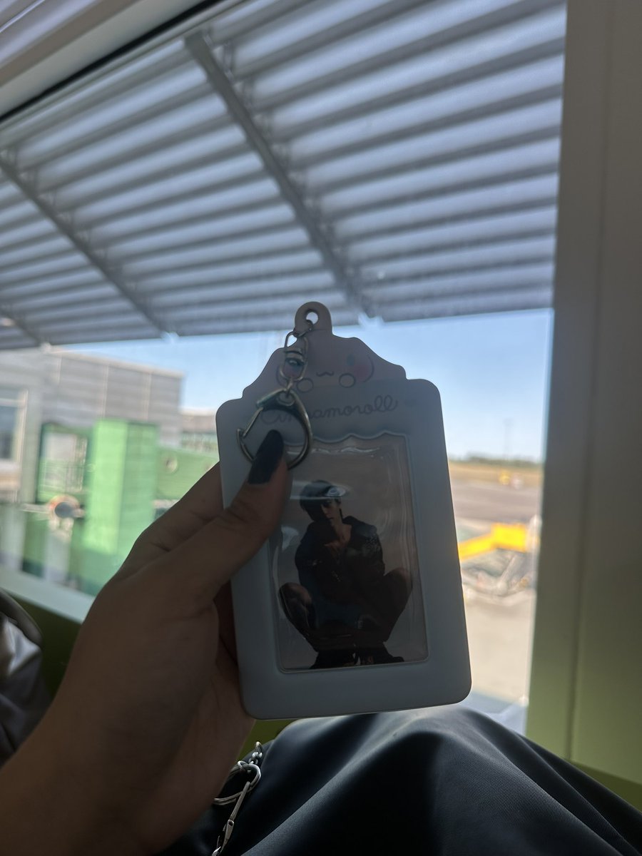 emerald ㅋ the rose 🥀 tweet media