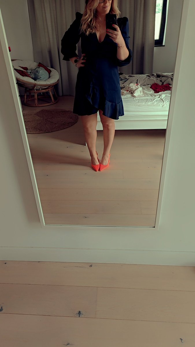 DMiin0's tweet photo. Retour sur mon #OOTD de ce week-end 😍 https://t.co/kvGzUdAnyt