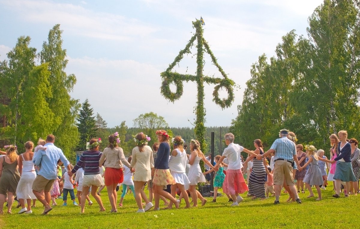🌼 Glad Midsommar! 🇸🇪🌞

Wishing all my family, friends, and colleagues in Sweden a joyful, happy, and well-hydrated Midsummer Day today! May your day be filled with sunshine, laughter, fresh strawberries, dancing around the maypole, and plenty of clean water to toast the season.