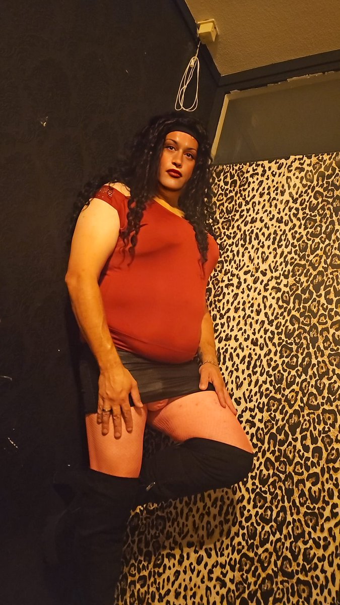 ChastityQ5873's tweet photo. Maak de Queen happy!
Doe wat ik wil!
Doe aan wat ik zeg!
Marionet-popje ben je, Cucky!
Niets meer, niets minder!
#chastity #slaafje #meesteres #sissyfied #femdom #keyholdster #paypig https://t.co/T2NRh7Pf0N
