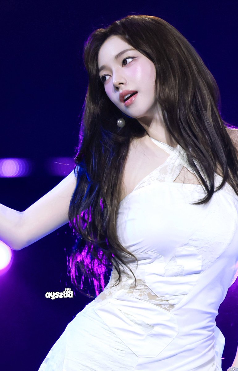 ayeshizuibangd's tweet image. 250619 Mykfesta

#aespa #KARINA  #Karina #카리나 #aespa #에스파