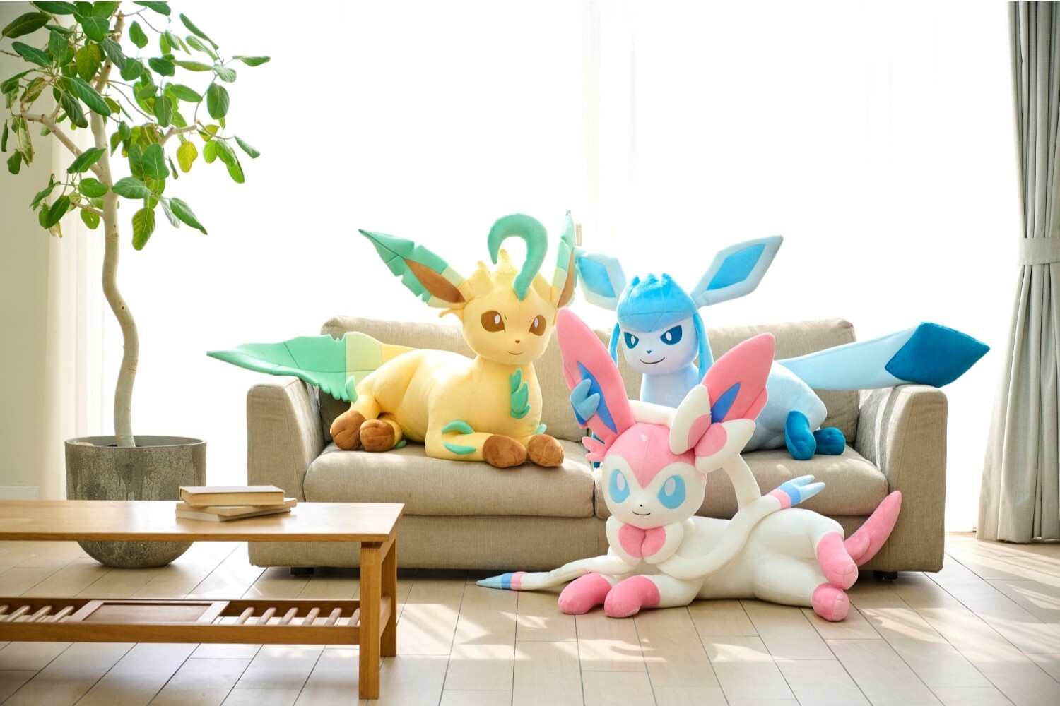 ポケモンセンター ぬいぐるみ すやすやニンフィア、リーフィア、グレイシア ポケモン／すやすやフレンド／ ぬいぐるみS／ニンフィア｜商品