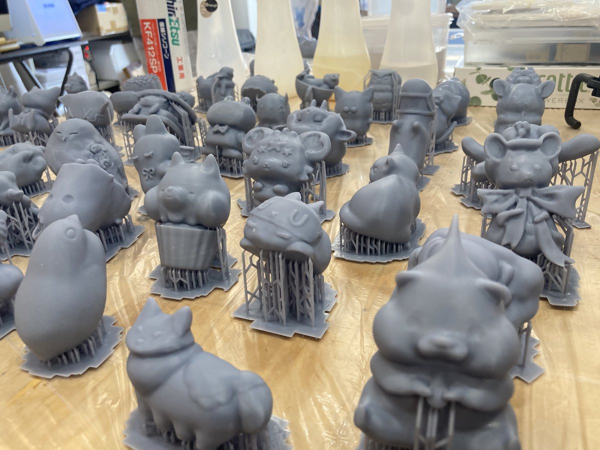 【授業制作作品】
1年生がモデリングソフトのZBrushを用いて制作した作品です✨
生き物をモチーフにした素敵な作品が勢揃いしています🐣

#嵯峨美　＃コミックアート