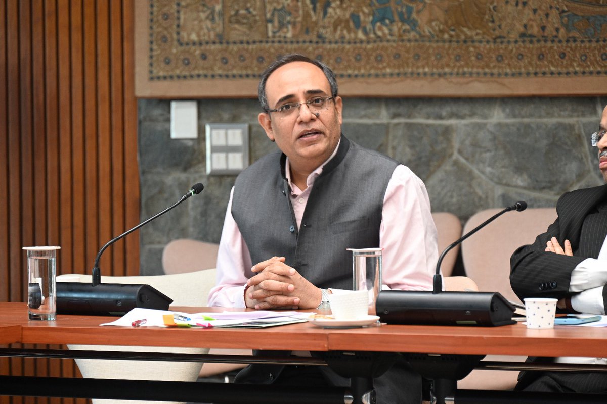 Delighted to have co chaired #UNIndia’s high-impact meeting. Focus on Strengthening #GlobalCollaboration for a #CircularTextileEconomy. India is ready for responsible leadership.Our textiles will be Made for the world-Responsibly and for the Future. <a href="/TexMinIndia/">Ministry of Textiles</a> <a href="/RadhikaKaul/">Radhika Kaul Batra</a>