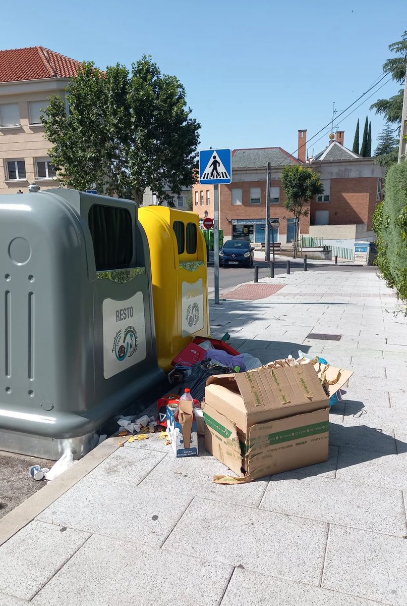 Señor Concejal de Medio Ambiente, Sr. Tato, así sigue Torrelodones, pero con el censo de ratas en aumento.
Además de gritar, que sabemos que lo hace muy bien, ¿podría demostrar que sabe hacer su trabajo?

Demuéstrelo, porfa🥹

#SomosVecinos #SomosdeTorre #Torrelodones