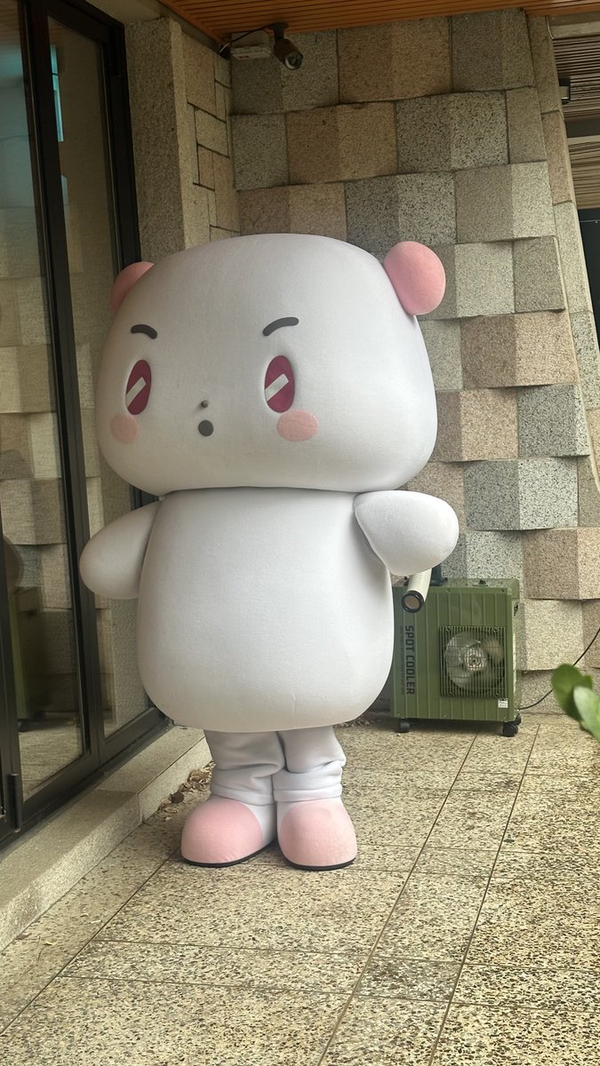 바보 ㅜ 인사해줫어