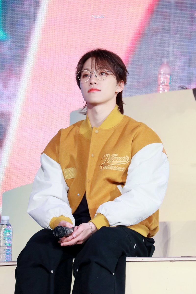 20250321 캣럿랜드 
무슨 생각을 하고 있어?

#디노 #DINO #이찬 
#세븐틴 #SEVENTEEN