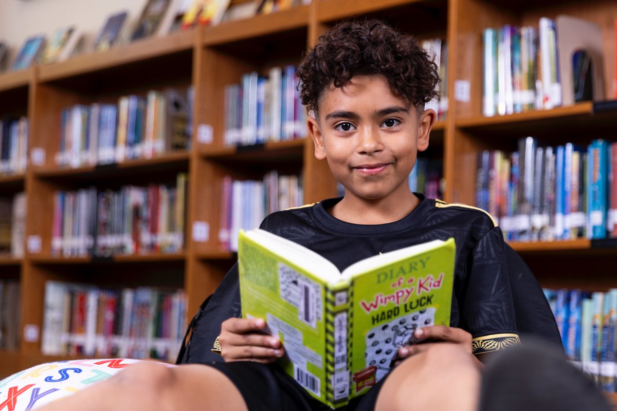 OmahaPubSchool's tweet image. There's ONE Wednesday left this summer to check out books from participating Omaha Public Schools libraries. Find a location near you: ops.org/summerreading