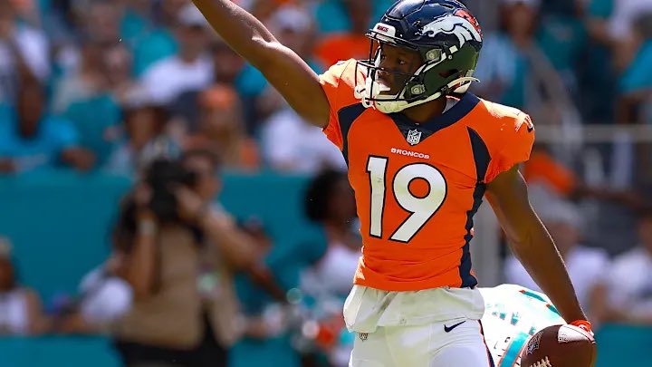 Marvin Mims Jr gave us a sneak peek of what he’s capable of at the end of 2024‼️

Wk 16-18: WR7 averaging 20.6 FPPG

Here’s why I’m hopeful for his value to BOOM in 2025 ⬇️🧵