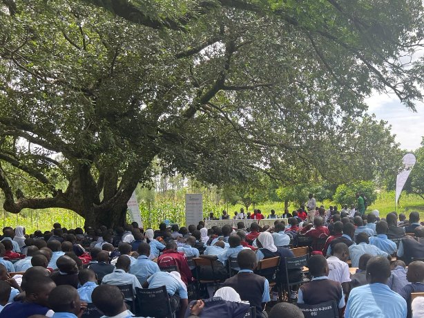 KETRACO1's tweet image. KETRACO is answering a community’s call for support. In response to a direct request from residents of Ngoche village, Karachuonyo subcounty, Homa Bay County, made during stakeholder engagements on the Sondu–Homa Bay–Awendo Transmission Line Project, we’ve launched a targeted CSR…