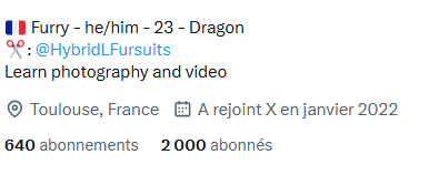Merci pour les 2000 abonnées ! Et cela tombe le même jour que le fait que ce soir mon bébou arrive pour qu'on vive ensemble ! 
Une magnifique journée donc ! 😁