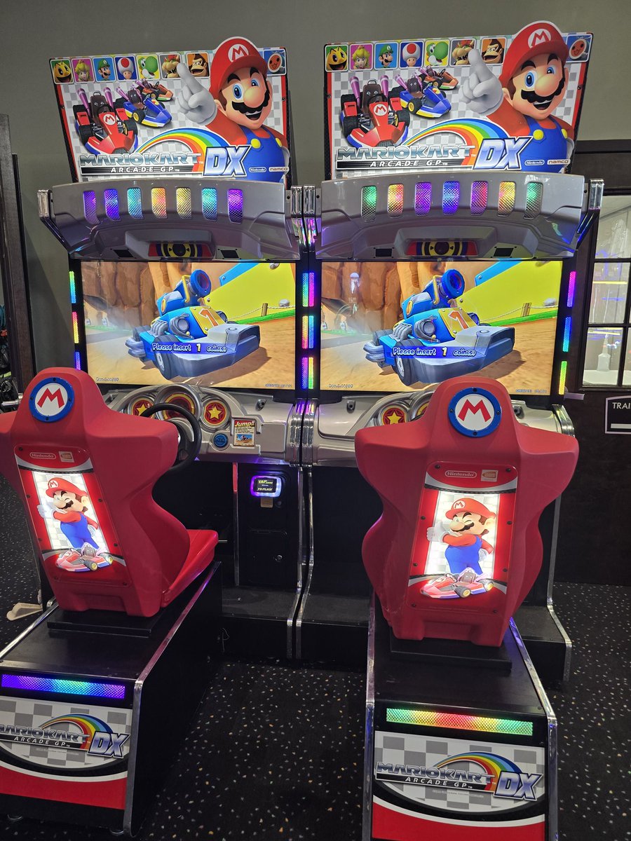 ZombieOpsCenter's tweet image. Won some mini-golf and enjoyed some games at the arcade