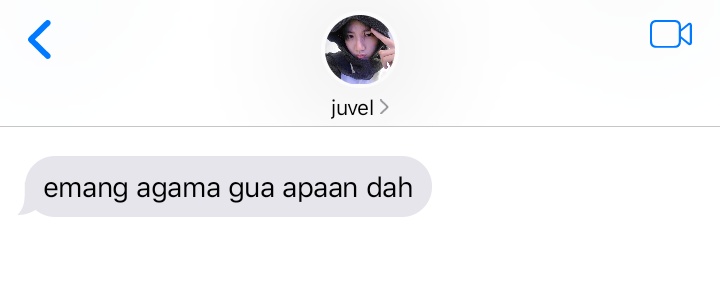 ❓ mamiw mau tanya, kan grace kakaknya jessie? berarti juvel sama grace beda agama dong?
💬 jupret aja bingung ama idupnya sendiri #tellonym tellonym.me/greynism/answe…