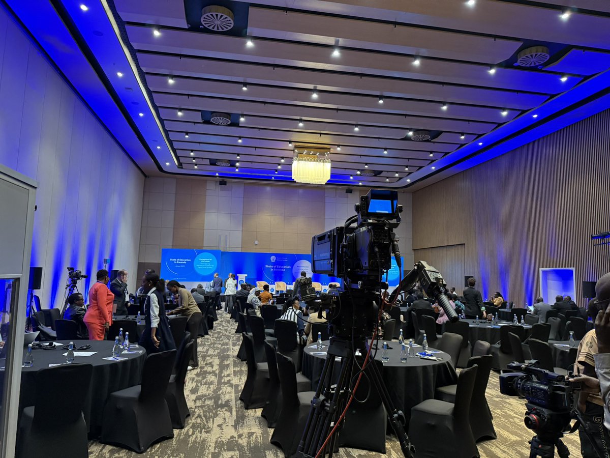 VifoRwanda's tweet photo. LED Screens and Lights for @Rwanda_Edu. The State of Education ๐
VIFO Ltd #VifoImages #VKreative
๐ด https://t.co/gmHuEw20LA https://t.co/XJAdnUMbVO