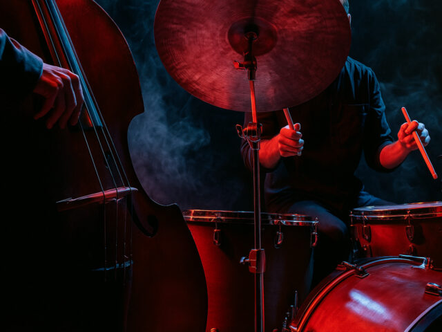 Jazz Beyond Frontiers: Το Jazzèt Festival επιστρέφει με ήχους χωρίς διαβατήριο
tinyurl.com/y327dw3m