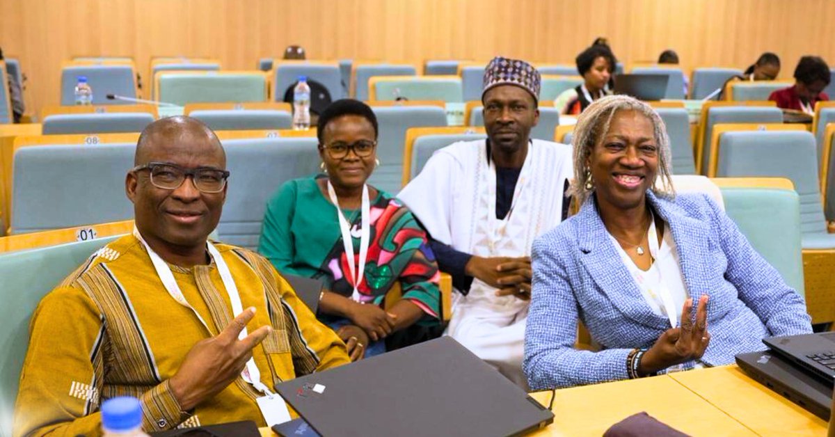 Erinna C Dia tweet media