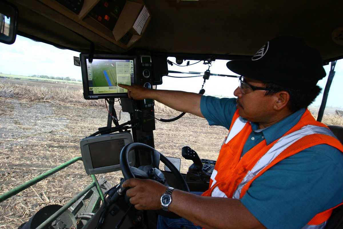 U.S. Sugar (@ussugarfla) on Twitter photo <a href="/dtnpf/">DTN/Progressive Farmer</a> takes a closer look at how our partnership with Everglades Equipment Group and John Deere supports the day-to-day demands of precision agriculture. From dependable equipment to trusted service, this collaboration helps us operate efficiently, adapt with innovation and stay <a href="/dtnpf/">DTN/Progressive Farmer</a> takes a closer look at how our partnership with Everglades Equipment Group and John Deere supports the day-to-day demands of precision agriculture. From dependable equipment to trusted service, this collaboration helps us operate efficiently, adapt with innovation and stay
