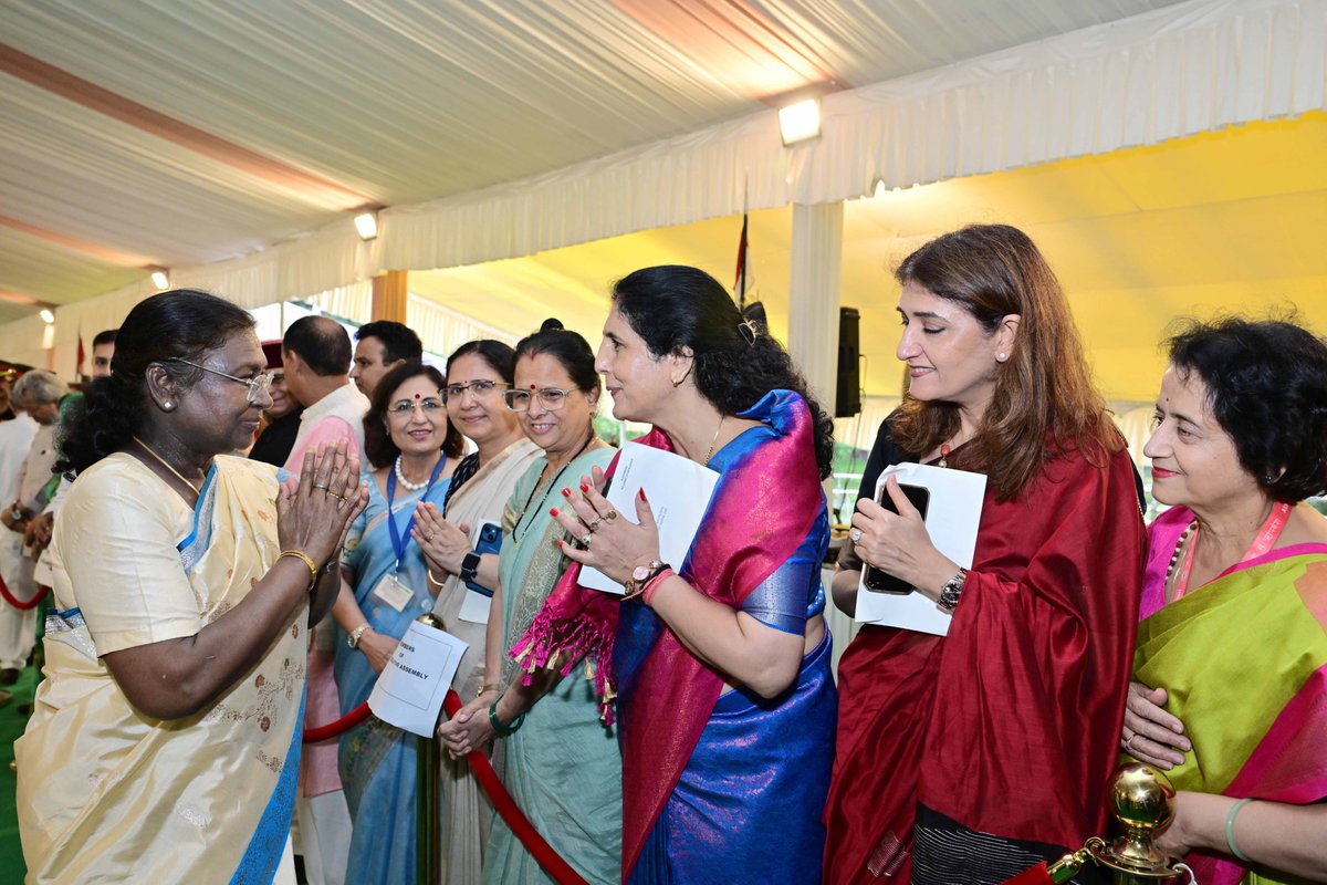 President of India (@rashtrapatibhvn) on Twitter photo President Droupadi Murmu hosted an 'At Home' reception at Rashtrapati Niketan, Dehradun. President Droupadi Murmu hosted an 'At Home' reception at Rashtrapati Niketan, Dehradun.