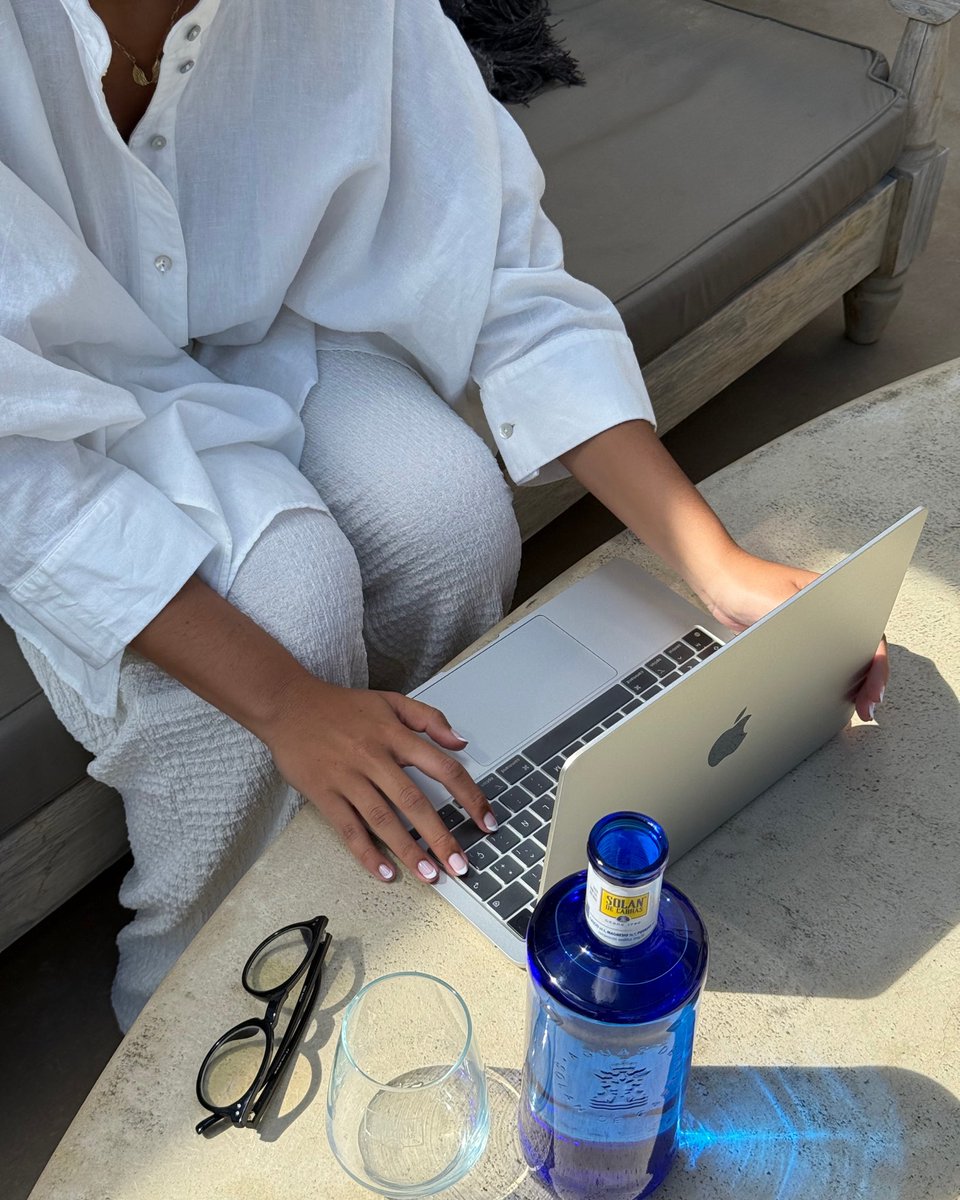 Para esos días que te piden un impulso extra, tu mejor opción es recargar esa fuerza natural que te ayuda a mantenerte al 100%. 

La consigues en la botella azul ¿Ya tienes la tuya?💙