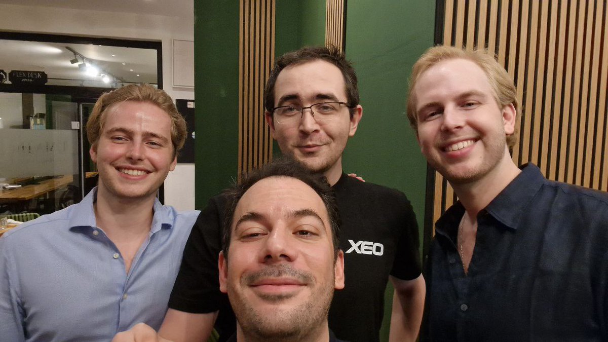 Hallo Berlin! 🇩🇪
Wir freuen uns, mitteilen zu können, dass Oasis of Universe an der Berlin Blockchain Week teilgenommen hat! <a href="/BerBlockWeek/">Berlin Blockchain Week 🐻➡️ June 7-22, 2025</a> 
Es war eine inspirierende Woche voller neuer Begegnungen, spannender Gespräche und vielversprechender Partnerschaften.