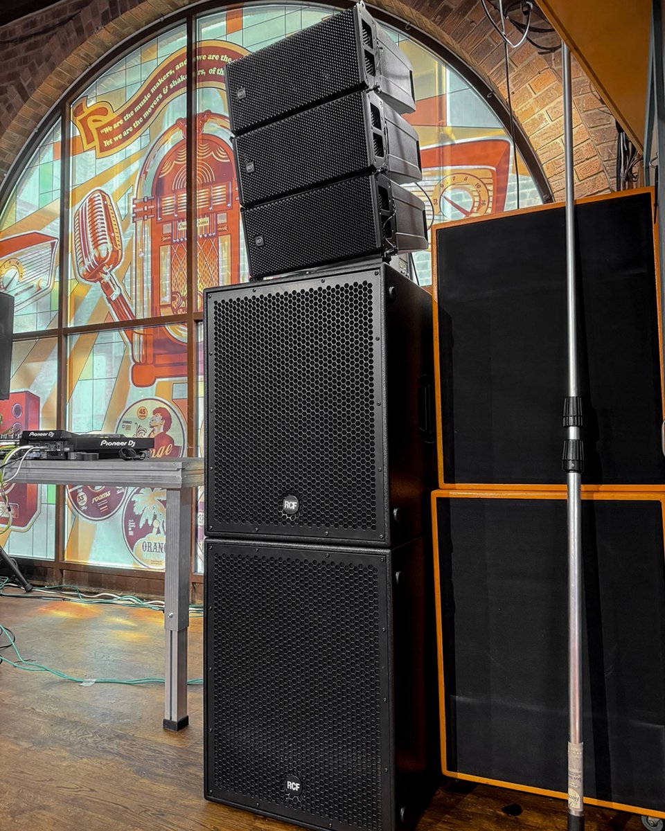 This is how a music sanctuary should look. 🎶
HDL 6-A + SUB 8004-AS = compact power, full-range impact.
-
Tag us in your posts and use #RCFaudio for a chance to be featured!
-
-
#RCFaudio #ExperienceRCF