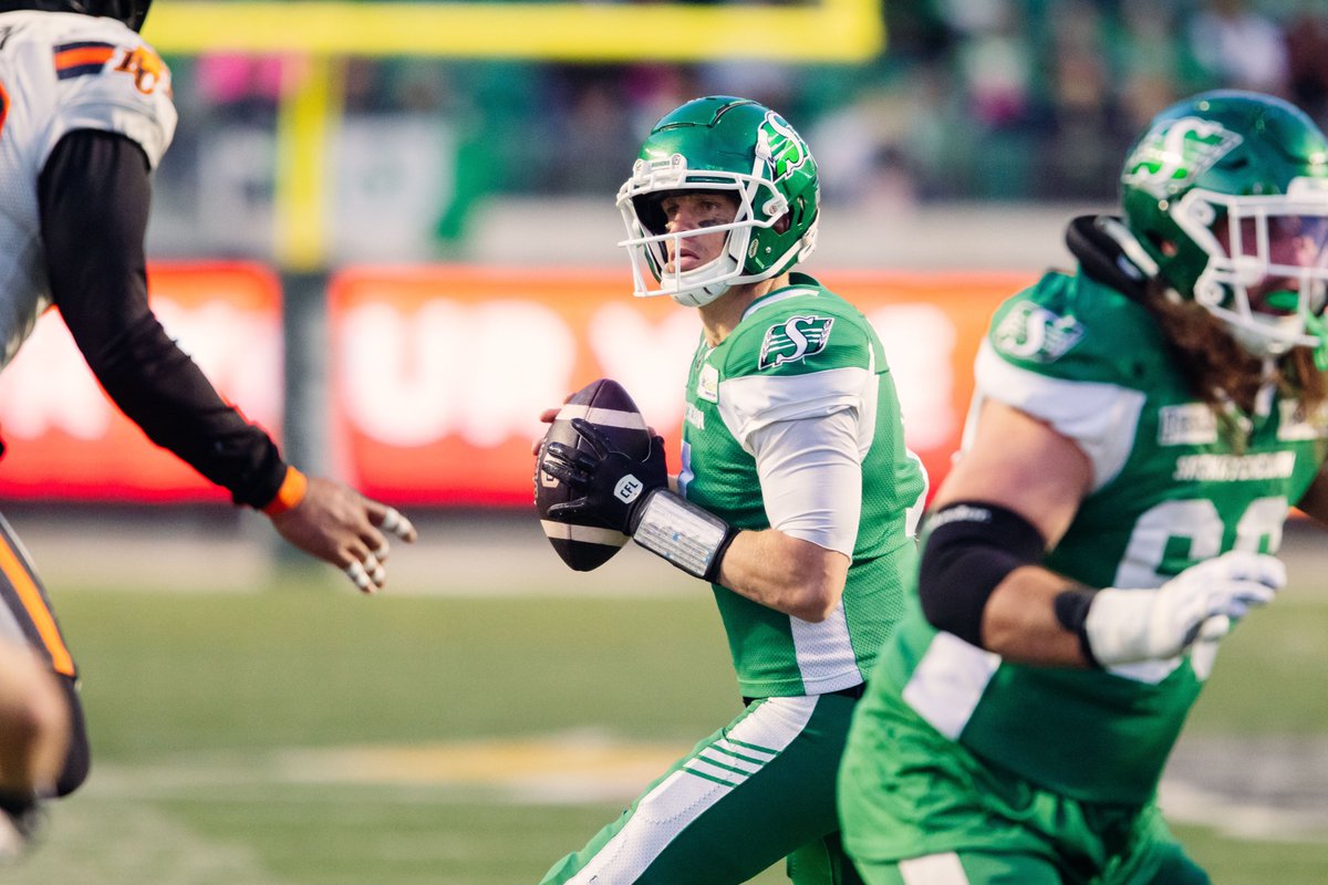 The SportsCage (@sportscage) on Twitter photo Trevor Harris and the Saskatchewan Roughriders are in Toronto for their week three matchup with the Argonauts.
'They are the defending Grey Cup champions for a reason.'
Your Saskatchewan sports from Toronto with <a href="/_sportsdave/">Dave Thomas</a>:
- Saskatoon Berries' winning streak comes to an Trevor Harris and the Saskatchewan Roughriders are in Toronto for their week three matchup with the Argonauts.
'They are the defending Grey Cup champions for a reason.'
Your Saskatchewan sports from Toronto with <a href="/_sportsdave/">Dave Thomas</a>:
- Saskatoon Berries' winning streak comes to an