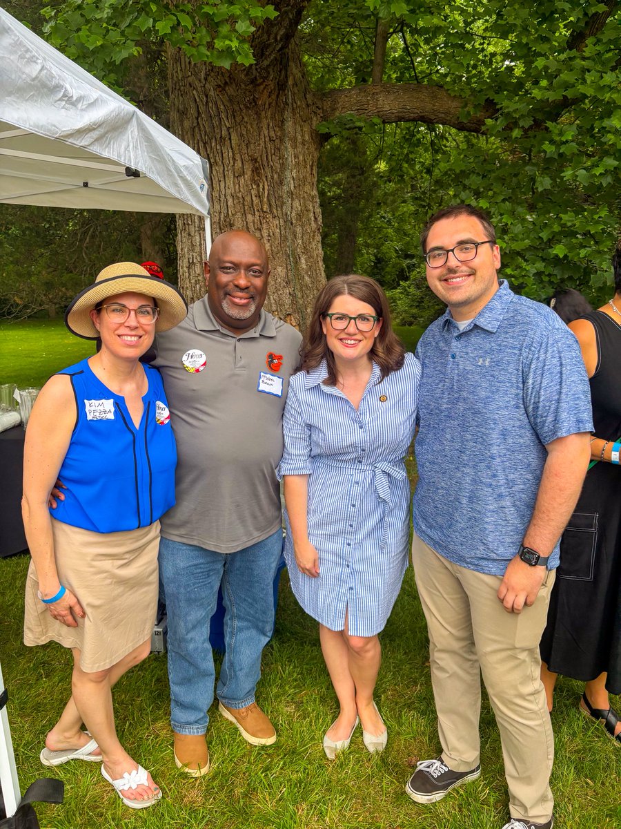 Sarah Elfreth (@sarahformd) on Twitter photo Maryland’s federal delegation has a long history of punching above our weight in Washington - and that’s not by accident. As I shared at his Annual Bull Roast, we’re captained by my friend and former boss <a href="/StenyHoyer/">Steny Hoyer</a>. I couldn’t be prouder to be on #TeamMaryland with partners Maryland’s federal delegation has a long history of punching above our weight in Washington - and that’s not by accident. As I shared at his Annual Bull Roast, we’re captained by my friend and former boss <a href="/StenyHoyer/">Steny Hoyer</a>. I couldn’t be prouder to be on #TeamMaryland with partners