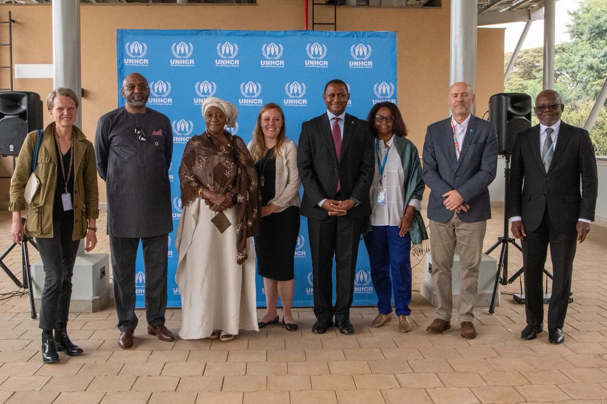 mamadou_dbalde's tweet image. Thankful to @ODG_UNON and colleagues across U.N. agencies who gathered with us on #WorldRefugeeDay to stand in solidarity with the over 5 million refugees in this region & the generous communities who continue to host them.