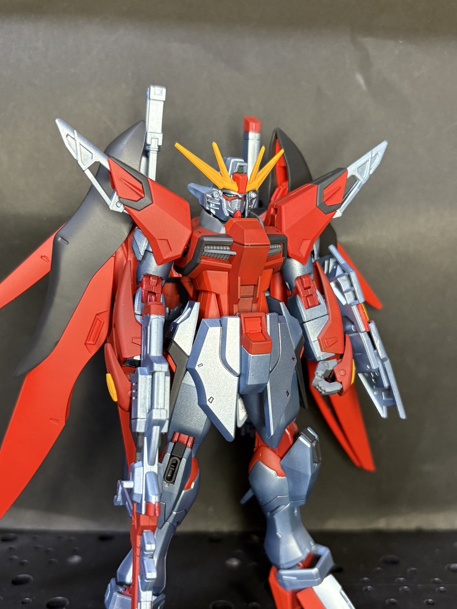 #ガンプラ 完成！
デスティニーガンダム炎Spec.Ⅱ！

デスティニーガンダム炎を更に強化した機体
獄炎を外伝機とするなら、本機は正統後継機となる

(1/6)