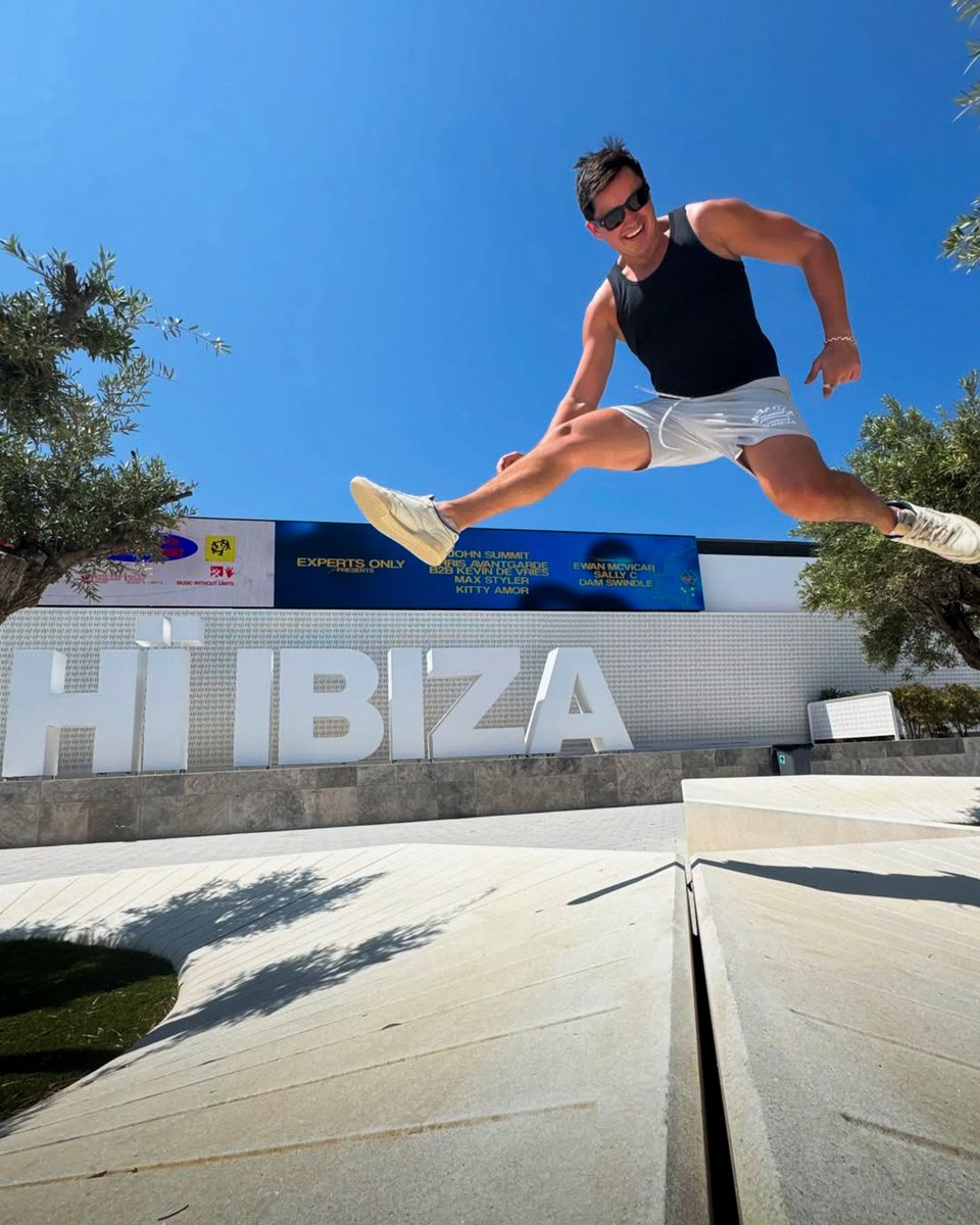 Hï Ibiza (@hiibizaofficial) on Twitter photo Entering the weekend like...
John Summit just landed and is ready to kick off two exclusive dates of Experts Only, taking over Hï Ibiza starting tonight.
Ready to join the madness?
<a href="/johnsummit/">John Summit</a> Entering the weekend like...
John Summit just landed and is ready to kick off two exclusive dates of Experts Only, taking over Hï Ibiza starting tonight.
Ready to join the madness?
<a href="/johnsummit/">John Summit</a>