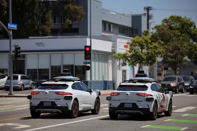 Waymo will start testing its autonomous cars in New York again

engadget.com/transportation…
#SelfDrivingCars #AI #IoT #5G #AVs #AutonomousVehicles #autonomous #Robot #startup #SmartCity #robotaxi #travel #tech #technology #mobility #delivery #Transport
#Auto #TechTrends