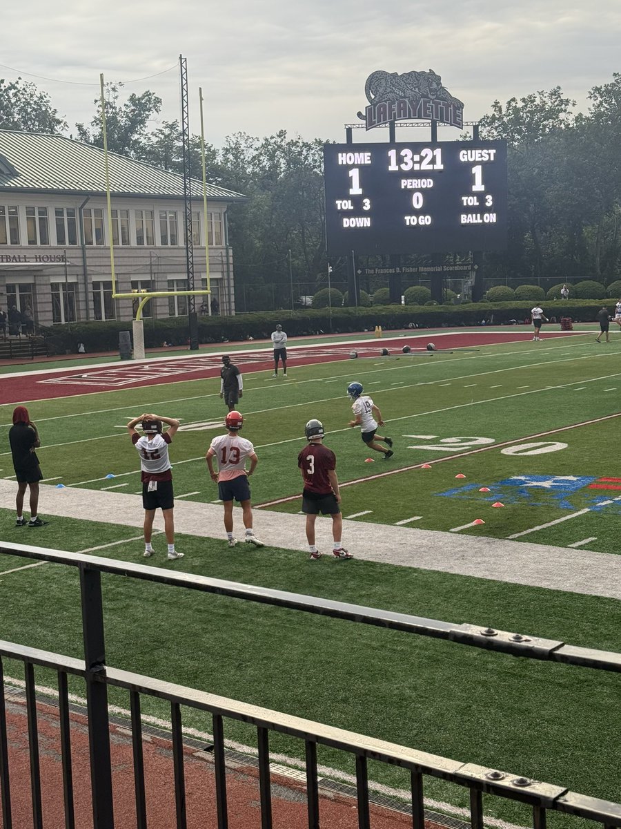 finn_coen3's tweet image. Grateful for the opportunity to compete last night at @LafColFootball camp! A couple of vids from camp:
@CoachTJD @Coach__Trox @CoachRoeder