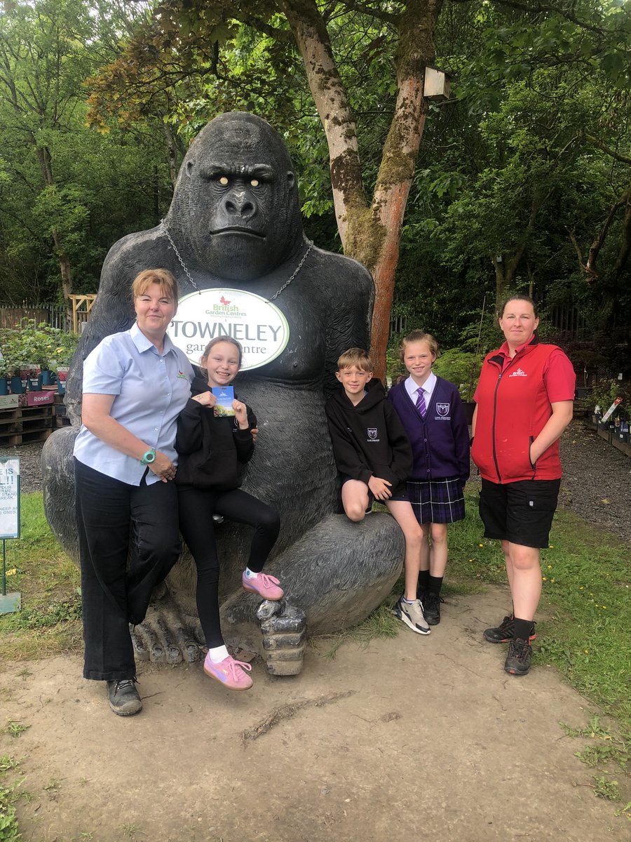 ROMCATSMM's tweet photo. Live Simply: Some children who attend our Live Simply Club on a Friday morning received a £100 voucher from Towneley Garden centre on Monday morning this week. Thank you to Townley Garden Centre for their generosity. @CAFOD  @RomeroCAT1  @SalfordDiocese https://t.co/FuaVTJ9sd7