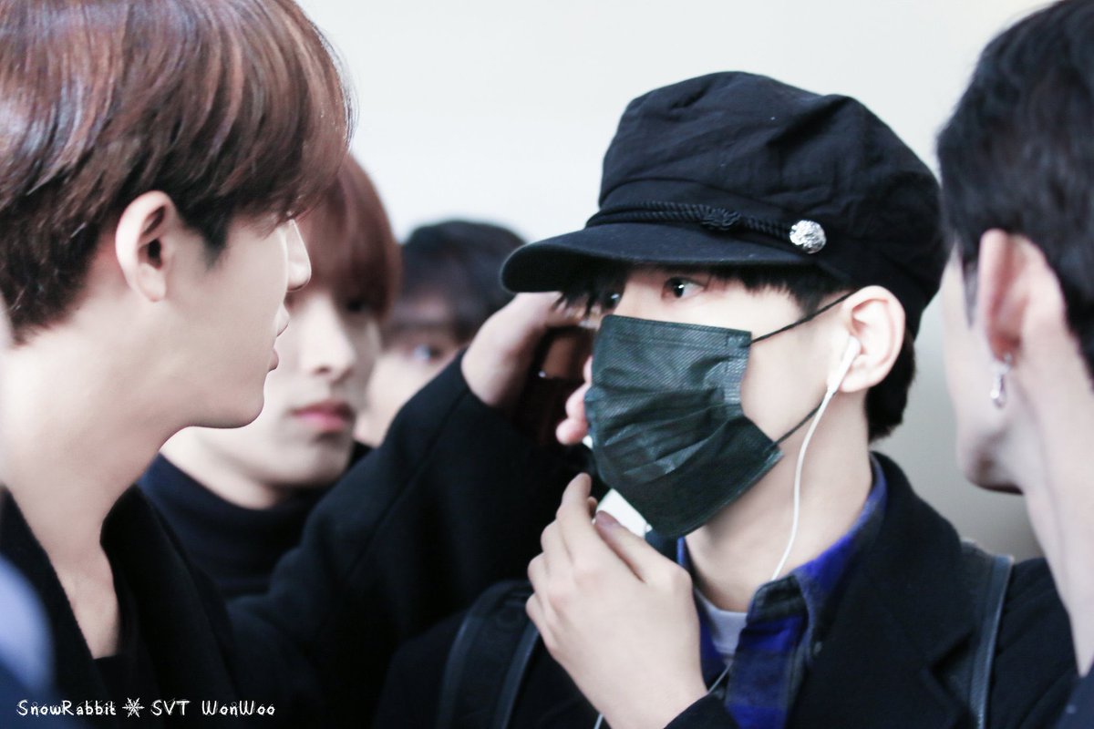 애기 연상연하가 넘 귀엽다아아☺️