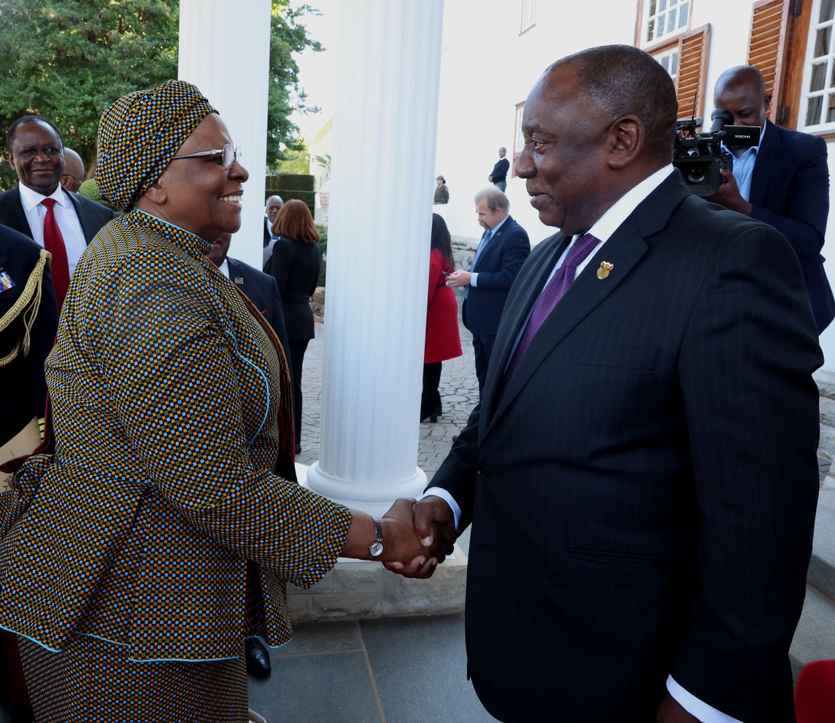 President Netumbo Nandi-Ndaitwah is in South Africa on a Courtesy Introductory Visit and will hold discussions with President Ramaphosa on several key issues of mutual interest. 

South Africa and Namibia share a common vision on issues of political and economic integration of