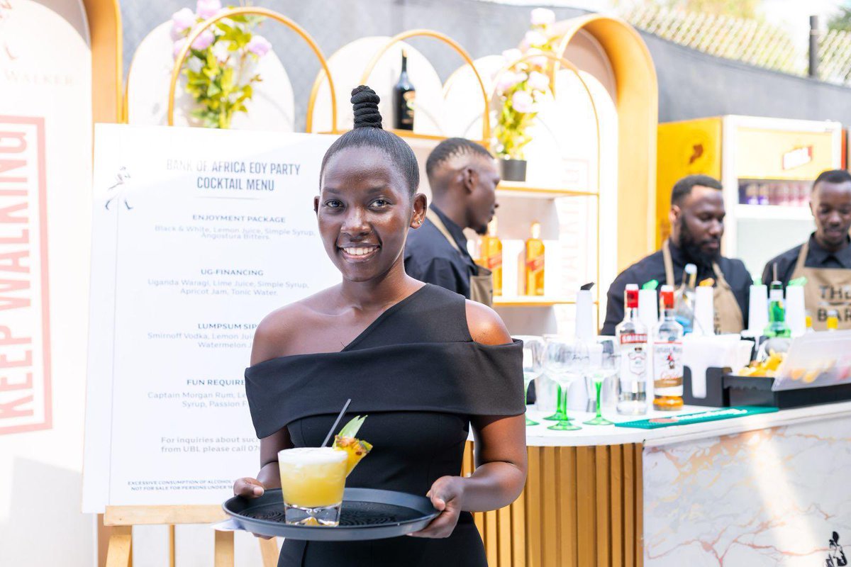 NzePatoh's tweet image. Are you planning a house party or celebration this weekend ? 

We've got the bar &amp;amp; cocktails covered.

 Spend on UBL products &amp;amp; enjoy: ▪️ Mixologists ▪️ Cocktail ingredients ▪️ Bar setup ▪️ Hosts/hostesses
📞 Call 0800-277-000 to book.
 #UBLSoireeExperience | #TheBarIsSet