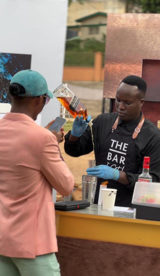 NzePatoh's tweet image. Are you planning a house party or celebration this weekend ? 

We've got the bar &amp;amp; cocktails covered.

 Spend on UBL products &amp;amp; enjoy: ▪️ Mixologists ▪️ Cocktail ingredients ▪️ Bar setup ▪️ Hosts/hostesses
📞 Call 0800-277-000 to book.
 #UBLSoireeExperience | #TheBarIsSet