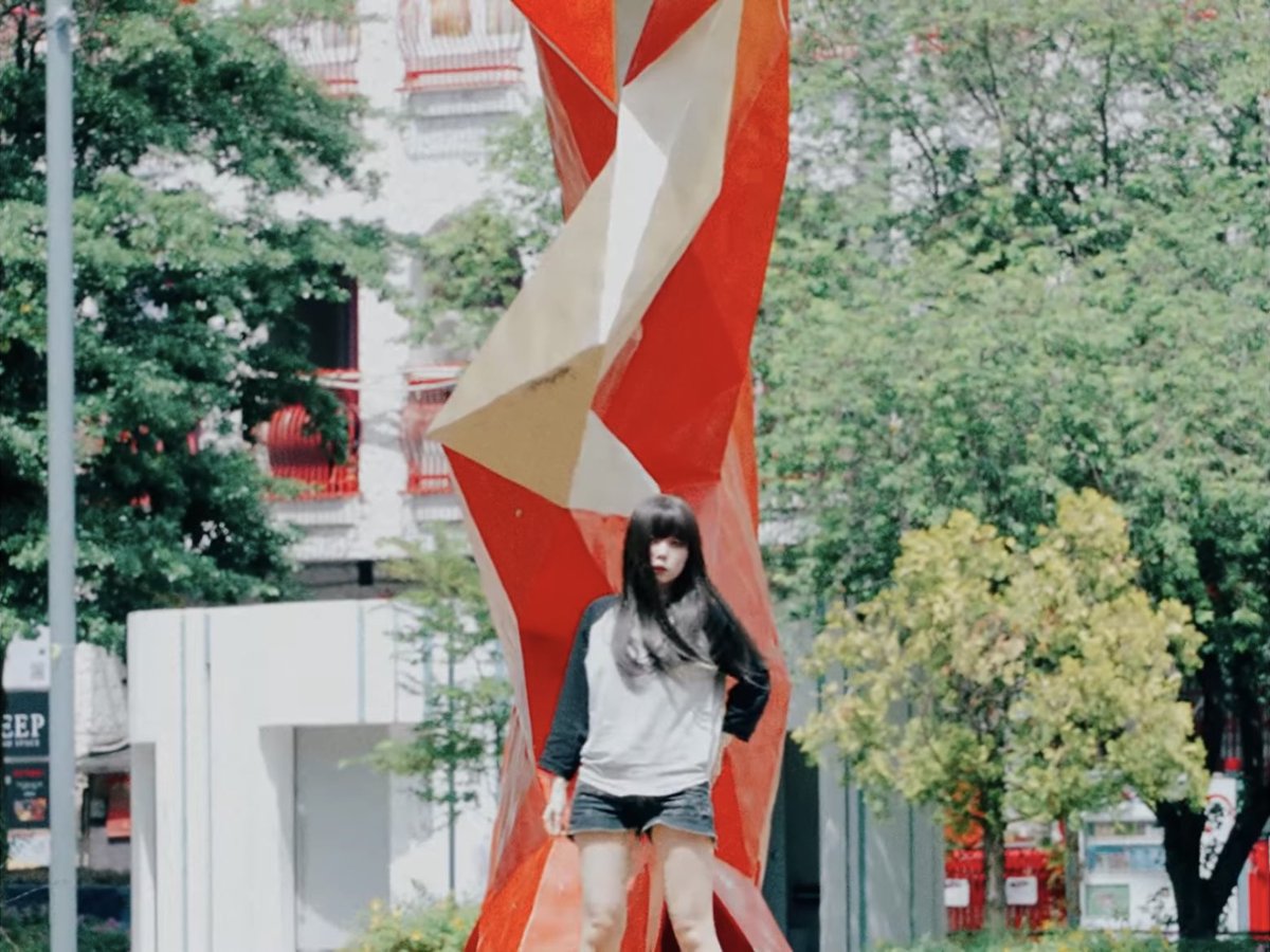 🗼EVERLONG - 新世界にて🗼

MVを担当しました

前回に引き続きありがとうございました💃
女の子が強くも弱くも見えるように作った！こちらの楽曲の中に暮らしてる人がいるならそうだと勝手ながら思ったから💃

youtu.be/XyWdxV7AKTs