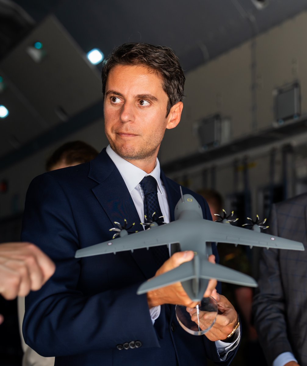 Les Députés Ensemble pour la République (@deputesensemble) on Twitter photo Au <a href="/salondubourget/">Paris Air Show</a> avec <a href="/GabrielAttal/">Gabriel Attal</a> et <a href="/OlgaGivernet/">Olga Givernet</a>, aux côtés de nos forces armées et des acteurs industriels de l’aéronautique 🇫🇷
Fiers de nos aviateurs, de nos fleurons et de notre savoir-faire face aux défis d’aujourd’hui et de demain ✈️ Au <a href="/salondubourget/">Paris Air Show</a> avec <a href="/GabrielAttal/">Gabriel Attal</a> et <a href="/OlgaGivernet/">Olga Givernet</a>, aux côtés de nos forces armées et des acteurs industriels de l’aéronautique 🇫🇷
Fiers de nos aviateurs, de nos fleurons et de notre savoir-faire face aux défis d’aujourd’hui et de demain ✈️