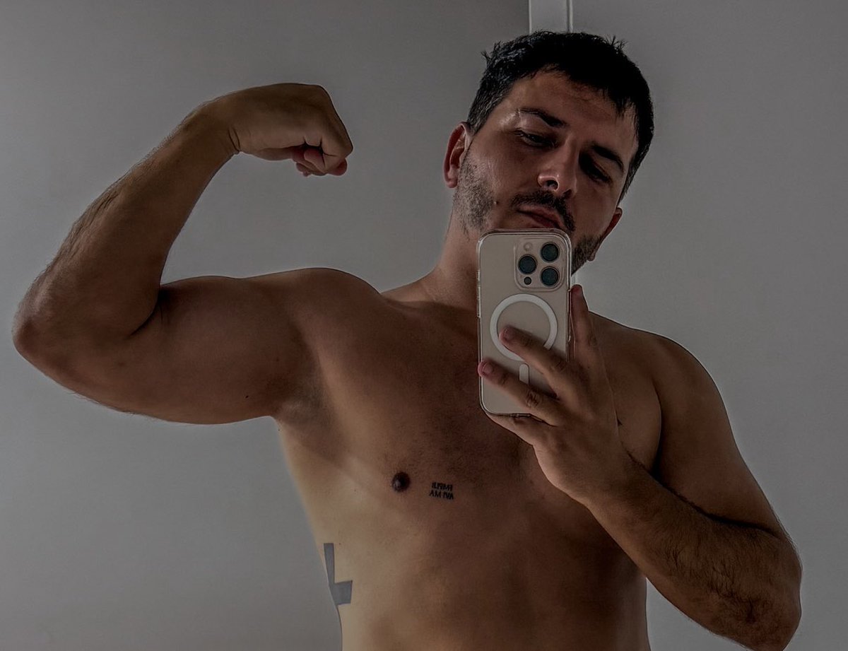 retrohate's tweet image. Y ahora a por el finde 💪🏼