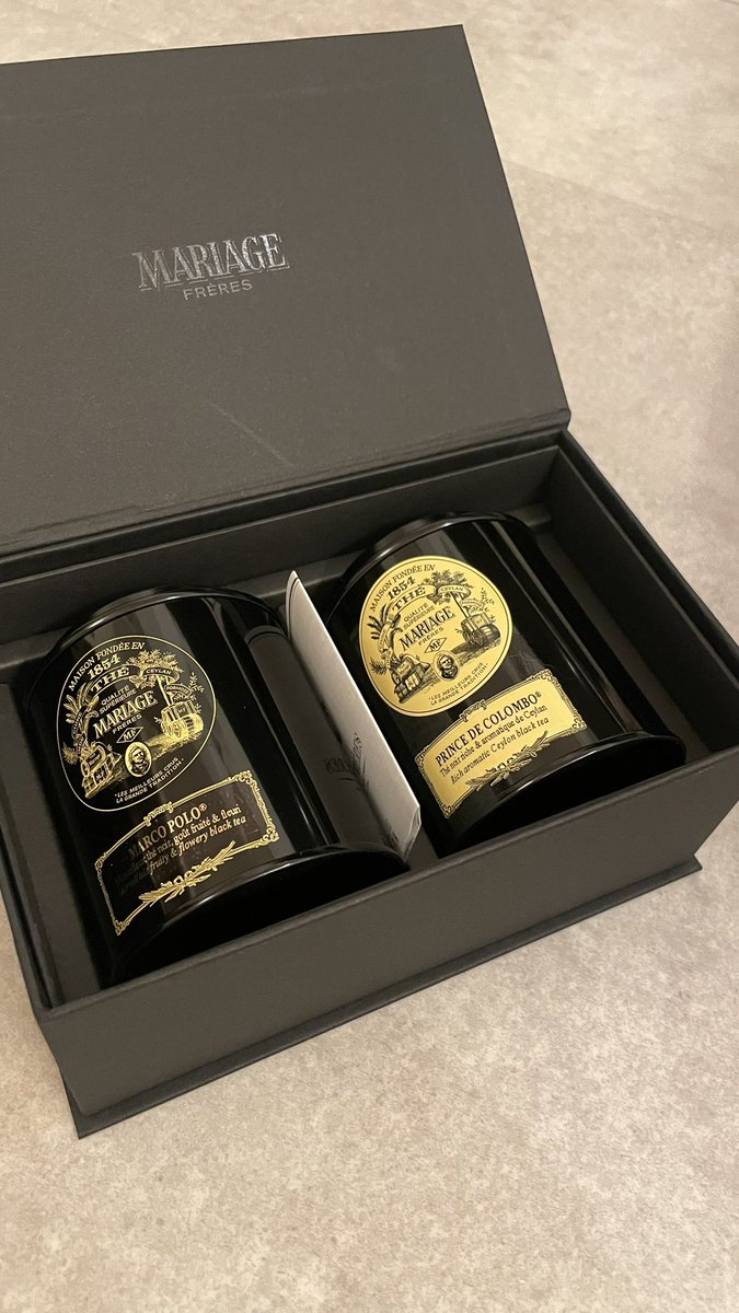 お花も、差し入れも、いつもありがと♡
当日までの時間、自作ペンライトとか、Tシャツ着て参加してくれたり。
一つのイベント、この時間を一緒に大切にして楽しんでくれるファンのみんな☺️🫶🏻
沢山愛を感じてまた頑張ろう、この人達を私の音楽でもっと幸せにしたいって思えるよ。
また会おうね♥︎・°