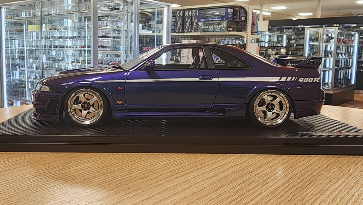 イグニッションモデル新製品 1/18スケール □IG3657 1/18 ニスモ 400R