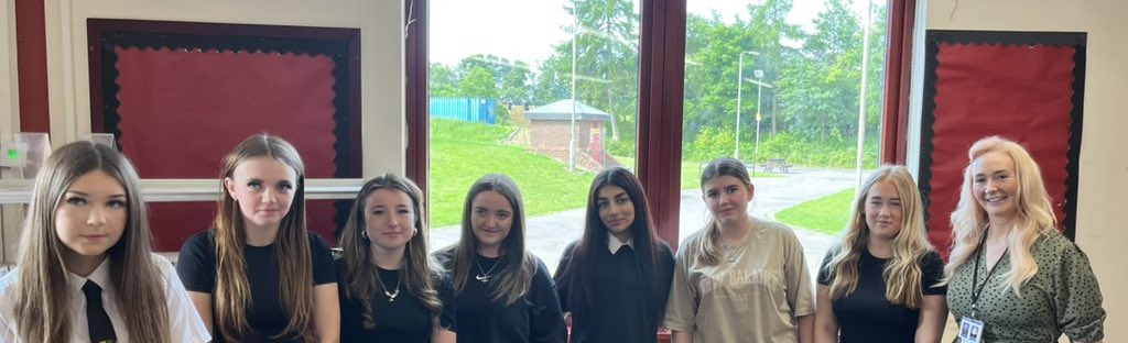 An ENORMOUS thank you to <a href="/fifecollege/">Fife College</a> and our AMAZING Tutor, Rosheen! NPA Long Hair Design with Make Up! What a month for learning new skills #DYW <a href="/DYWFife/">DYW Fife</a> 💇‍♀️ Now for the girls to help with today’s P7 Potted Sports… 🏏 ☀️