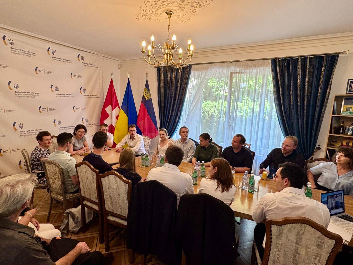 Am 19. Juni fand ein Koordinationstreffen ukrainischer Wissenschaftler/innen und Forscher/innen in der Schweiz statt. 
Ein bedeutender Impuls zur Vertiefung der 🇺🇦🇨🇭 Partnerschaft in Forschung &amp; Innovation – mit Blick auf den Wiederaufbau und die Zukunft der🇺🇦