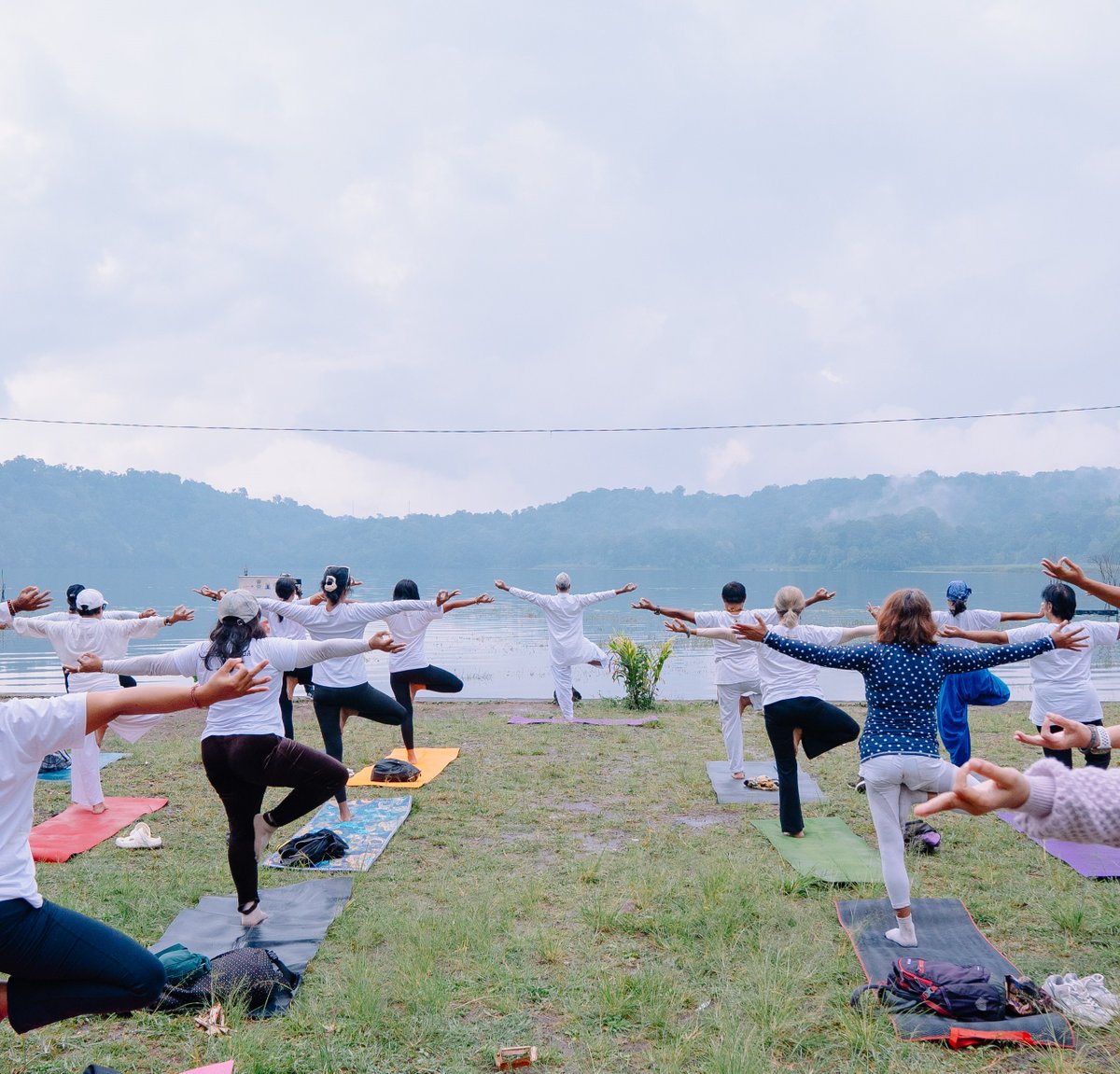 Serenity meets strength by the water’s edge! The 47th pre-event of IDY by SVCC Bali brought peace and unity to the tranquil shore of Bali’s Iconic Tamblingan Lake, Buleleng — where nature and yoga merged together.

#YogaForOneEarthOneHealth 
#InternationalDayofYoga2025