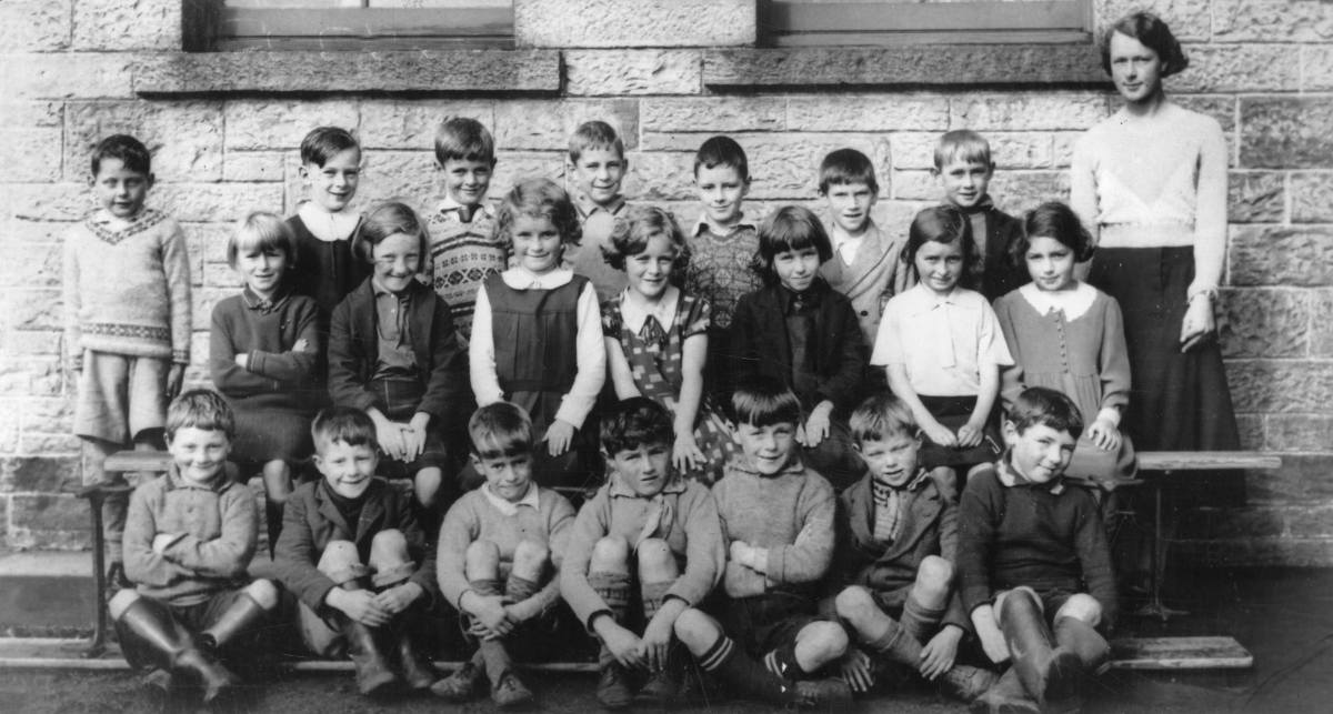 Today is the 50th Anniversary of the movie JAWS which was originally released on the 20th June 1975. #Jaws50

It's also your occasional reminder that Robert Shaw who played Quint in the movie, grew up and went to school in Stromness #Orkney where his father was a doctor. 🦈